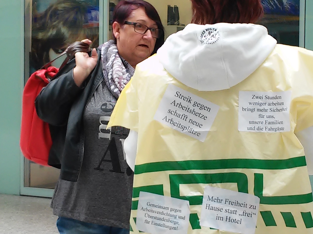 8. Mai 2015 - Kundgebung vor Ostbahnhof