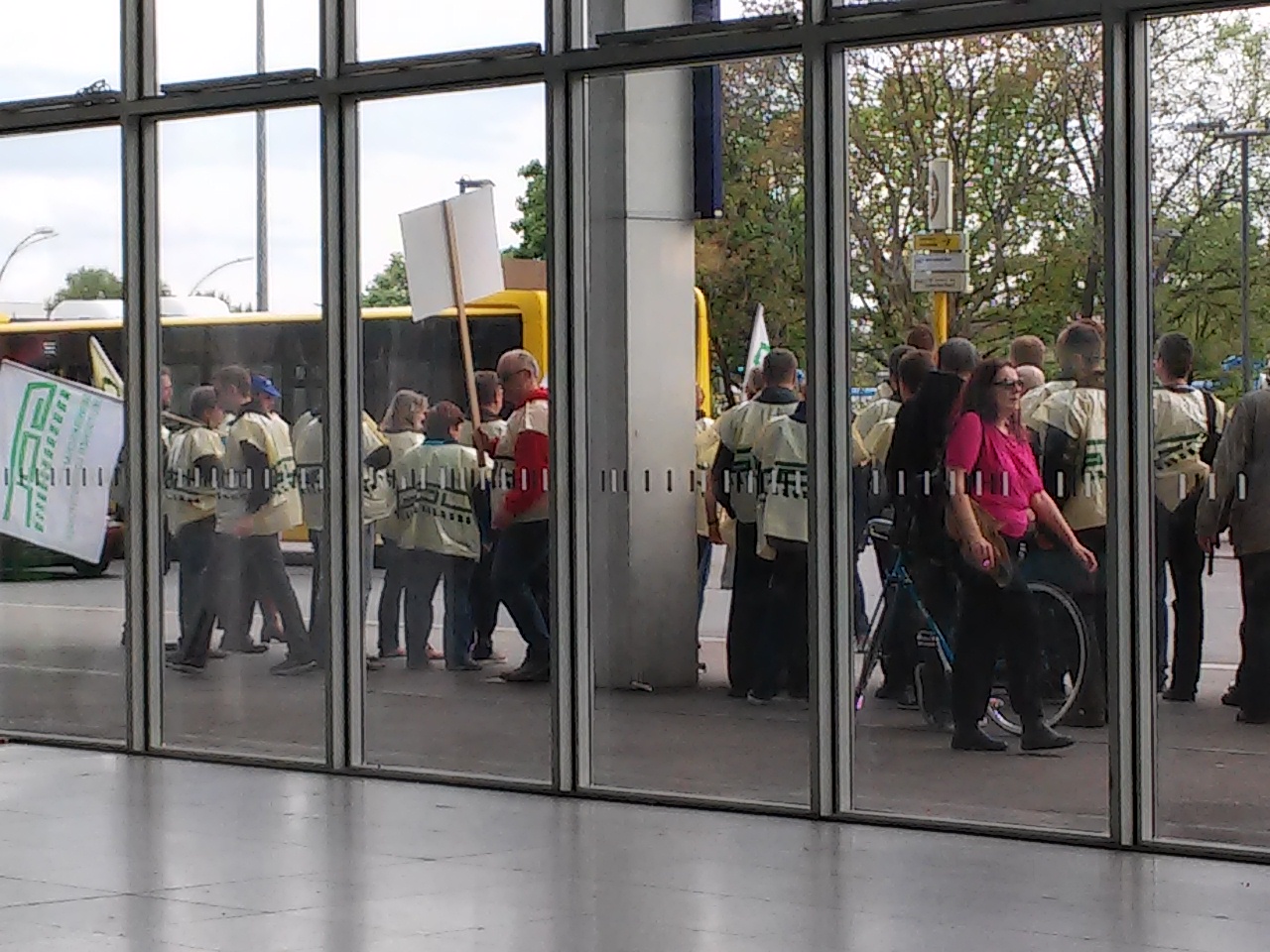 8. Mai 2015 - Kundgebung vor Ostbahnhof