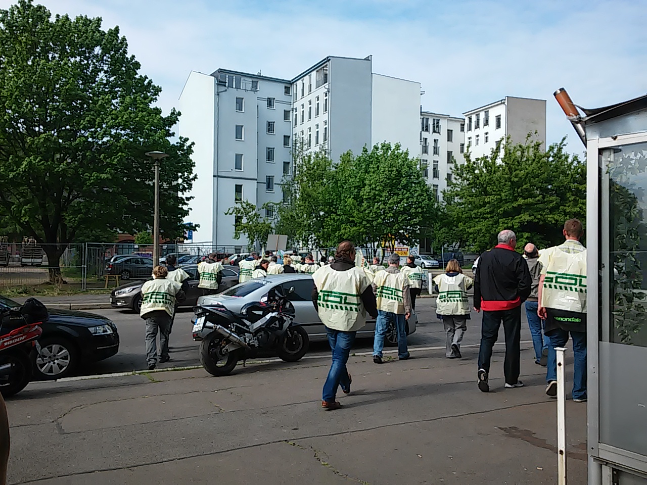 Auf dem Weg zum Ostbahnhof - Kundgebung 9. Mai