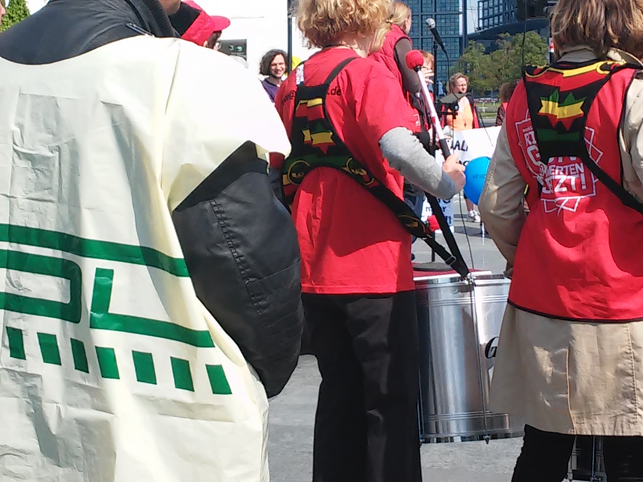 Streik vor dem Kanzleramt - 21. Mai 2015
